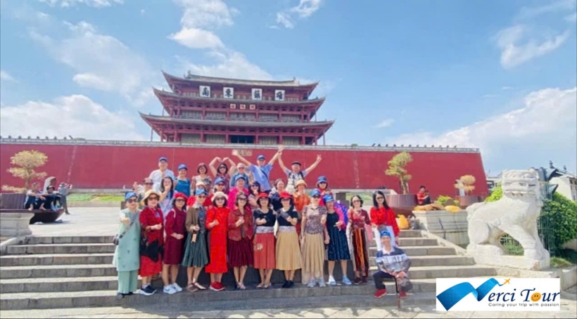 Lầu Triều Dương - Tour Bình Biên - Mông Tự - Kiến Thủy 3 ngày